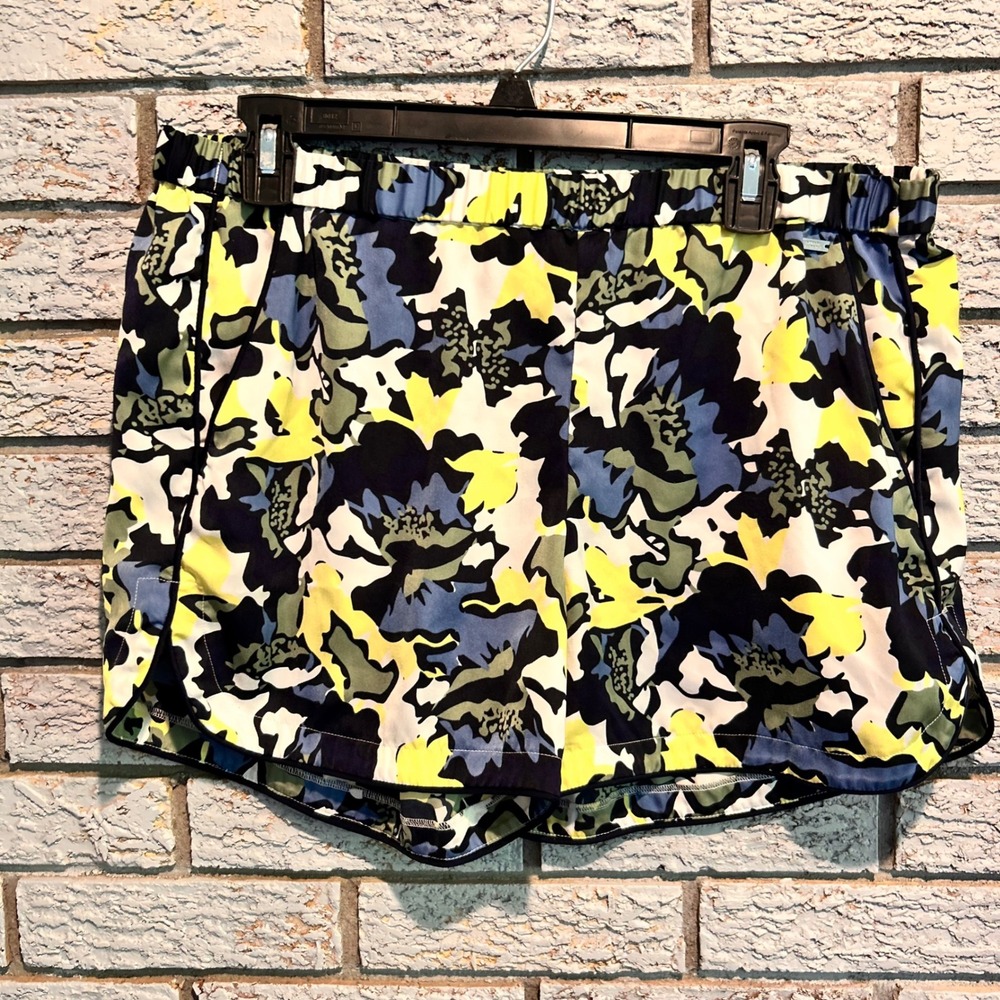 Armani Exchange Women Floral Print Elastic Waist Shorts Blue Yellow Green XL